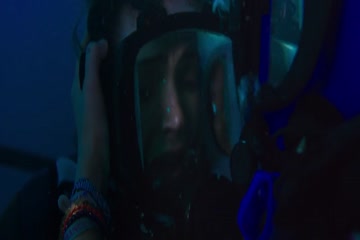 47 Meters Down 2017 in Hindi thumb