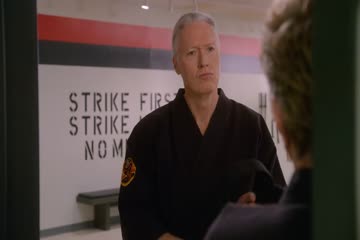 Cobra Kai 2021 S04 Match Point Episode 5 in hindi thumb